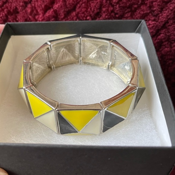 ⚠️Geo Bracelet Pair - Yellow/Black/White - Picture 2 of 11